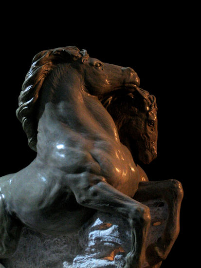 LOS CABALLOS DE AQUILES Marble Figurative