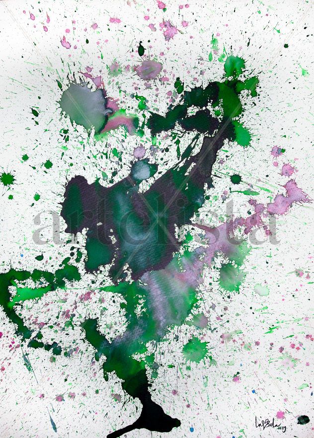 Verde bosque necesita rosas